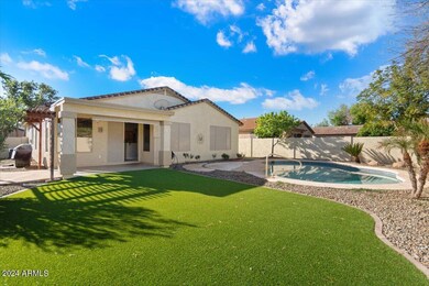 440 N Roger Way, Chandler, AZ 85225 - photo 2