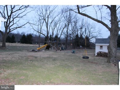 246 W Cherry Ln, Souderton, PA 18964 - photo 7