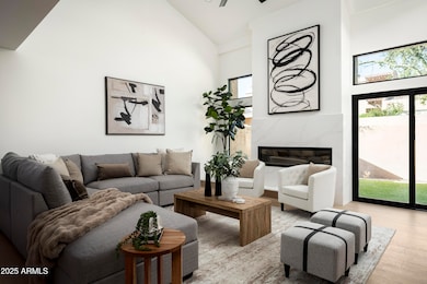 4446ECamelbackRd Unit102-6