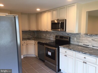 404 Daniel Ln, New Castle, DE 19720 - photo 2