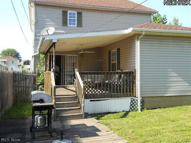 1547 Adams St, Coshocton, OH 43812 - photo 3