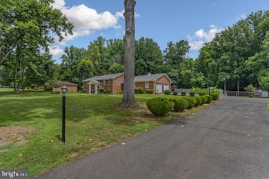 14804 Willoughby Rd, Upper Marlboro, MD 20772 - photo 2