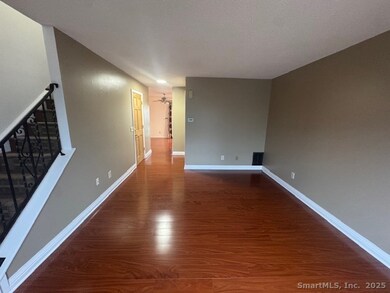 15 Crest St unit A3, West Haven, CT 06516 - photo 4