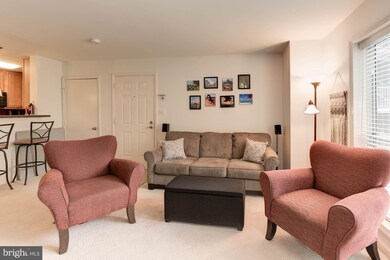 The Four Winds at Oakton unit B-12, Oakton, VA 22124 - photo 5