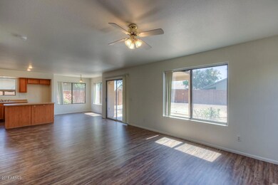 Family Room (2)-SMALL