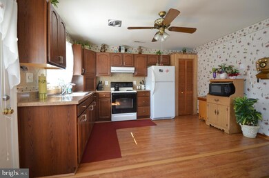 8021 Dogwood Rd, Sparrows Point, MD 21219 - photo 7