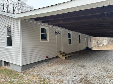 7 Carport Area