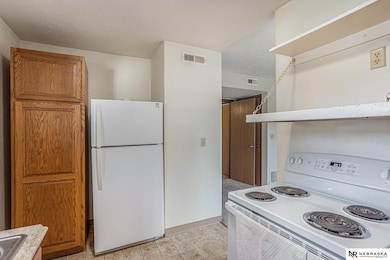842 & 844 New Hampshire St, Lincoln, NE 68508 - photo 5