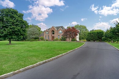 6 Buttercup Ln, Holmdel, NJ 07733 - photo 3