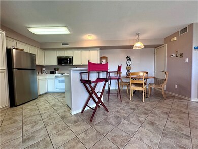 15125 Leeward Dr unit 10, Corpus Christi, TX 78418 - photo 6