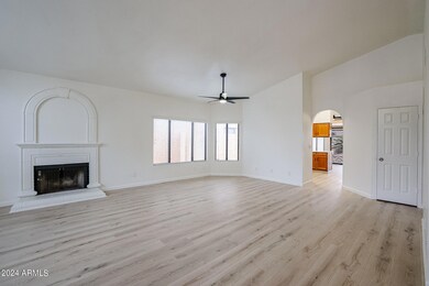 33 E Caroline Ln, Tempe, AZ 85284 - photo 3