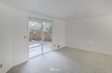 18910 Bothell Everett Hwy unit K4, Bothell, WA 98012 - photo 5