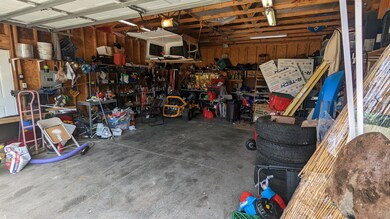 Garage-Shop  Inside