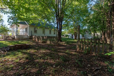 3047 W. Walnut St., Spfd, MO-3