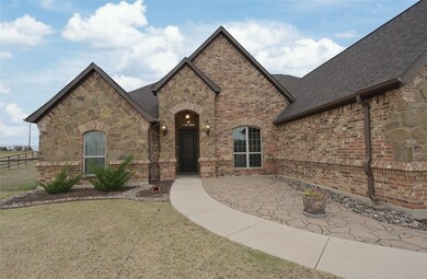 165 Mill Crossing Ln, Springtown, TX 76082 - photo 3