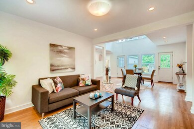 14 N Bond St, Baltimore, MD 21231 - photo 2