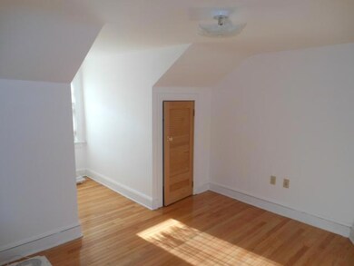 210 N Broadway unit 2nd floor, Wind Gap, PA 18091 - photo 5