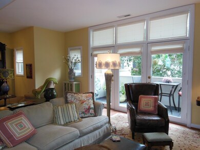 712 Sycamore Place unit 712, Columbus, OH 43206 - photo 4