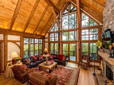 93 Tagline Way - Interior - Great Room (1)
