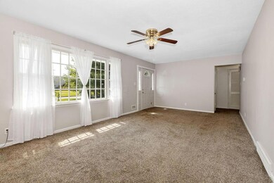 885 Bernhard Rd, Columbus, OH 43213 - photo 2