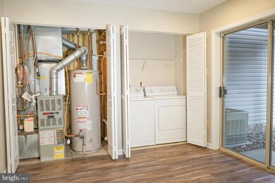 7 Bailey Ln, Owings Mills, MD 21117 - photo 4