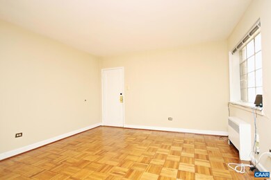 32 University Cir unit 102, Charlottesville, VA 22903 - photo 3
