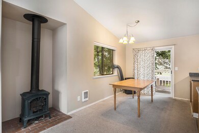 1676 NE Cackler Ln, Bend, OR 97701 - photo 4