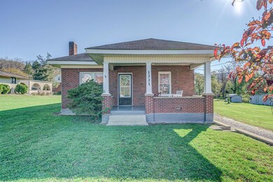 Covered Front porch with swing