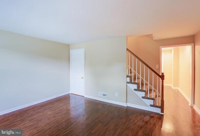 4331 Eldone Rd, Baltimore, MD 21229 - photo 6
