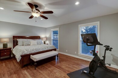 2027 Saxon Dr, Houston, TX 77018 - photo 6