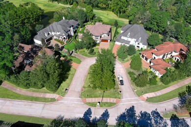 10 Old Castle Ct, the Woodlands, TX 77382 - photo 3