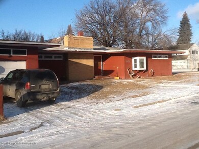 7000 sf Corner Lot