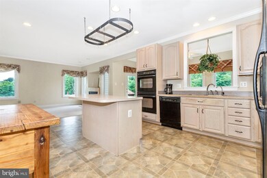 13119 Prices Distillery Rd, Clarksburg, MD 20871 - photo 3