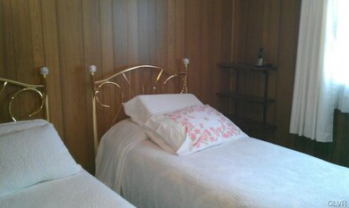 4225 Roosevelt St, Whitehall, PA 18052 - photo 7