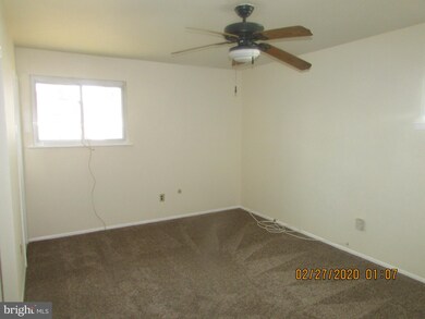 34 Sandal Ln, Willingboro, NJ 08046 - photo 6