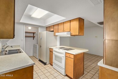 2045 W Elm St, Phoenix, AZ 85015 - photo 5