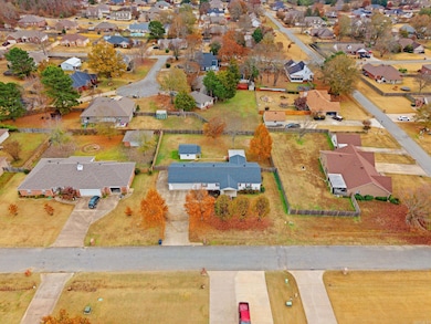 204 Oak View Dr, Cabot, AR 72023 - photo 3