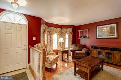 1359 Walkabout Ct, Sykesville, MD 21784 - photo 5