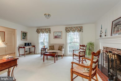 2409 Claremont Dr, Falls Church, VA 22043 - photo 5