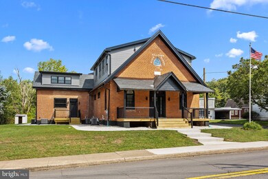 819 Blooming Glen Rd unit 2, Perkasie, PA 18944 - photo 2