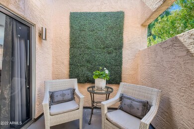 05 Front Patio