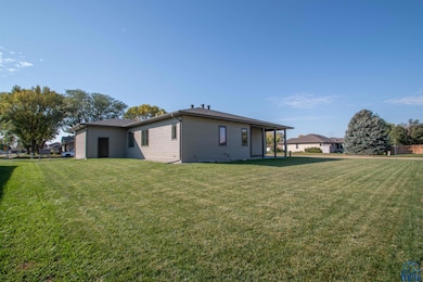 601 Topaz Dr, Sergeant Bluff, IA 51054 - photo 7