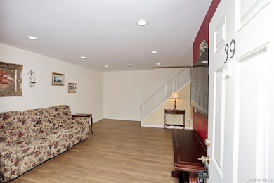 20 Main St unit 39, Garnerville, NY 10923 - photo 4