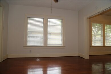 808 Pecore St, Houston, TX 77009 - photo 6