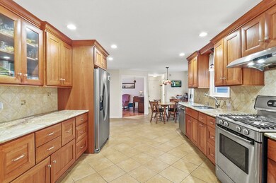 4 Jonathans Way, Upton, MA 01568 - photo 7