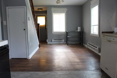 407 Nelson St, Laurens, IA 50554 - photo 5