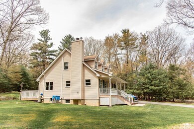 712 Raven Ct, Stroudsburg, PA 18360 - photo 5