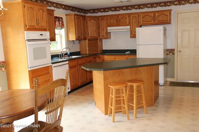 2062 W Bangor Rd, Bangor, PA 18013 - photo 5