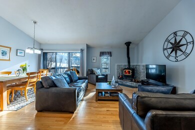 401 Old Quechee Rd unit 9D, Hartford, VT 05001 - photo 6