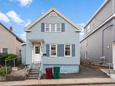 15 Floyd St, Lowell, MA 01852 - photo 2